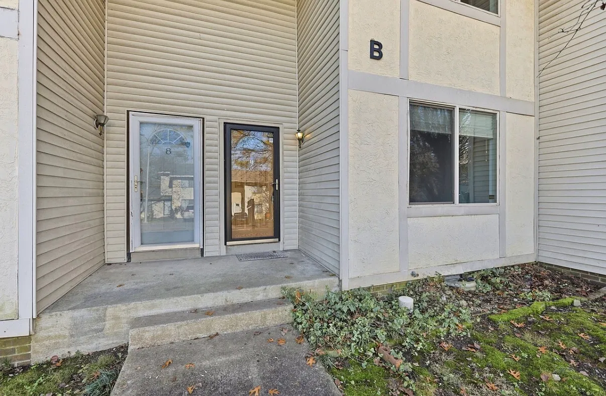 4958 Edmondson Pike - B9 — Photo 1