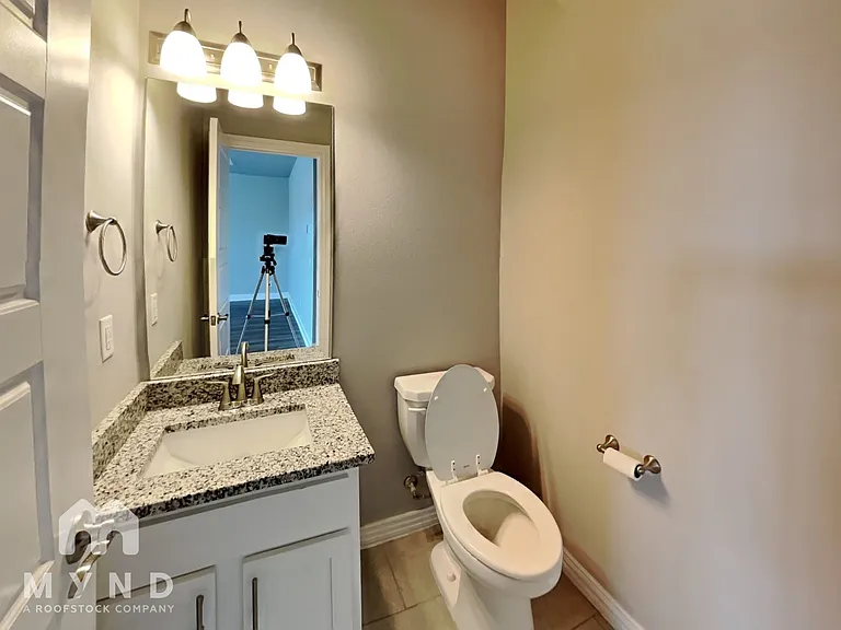 5903 SW Gentle Winds Ave — Photo 23