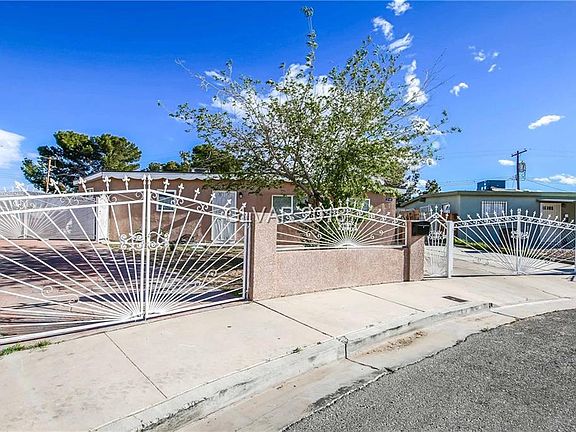 2nd image of 3749 Lanai Ave