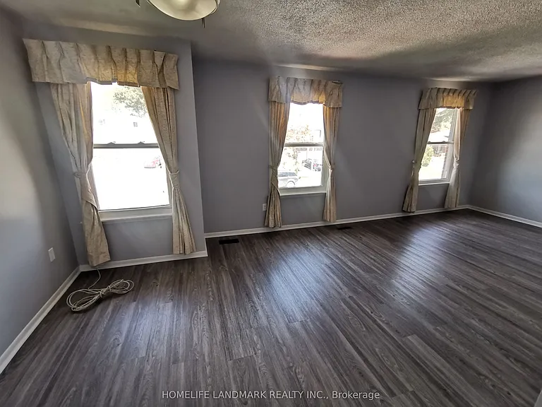 16 Nortonville Dr #UPPER — Photo 5