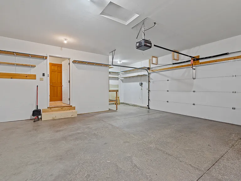 1132 Enchantment Rd — Photo 7