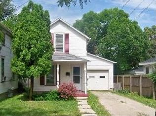 525 S State St, Lockport, IL 60441