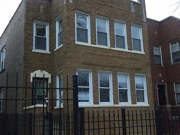 3rd image of 1746 N McVicker Ave