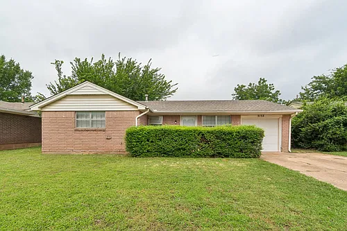 3133 Greenbrier Ter Photo 1