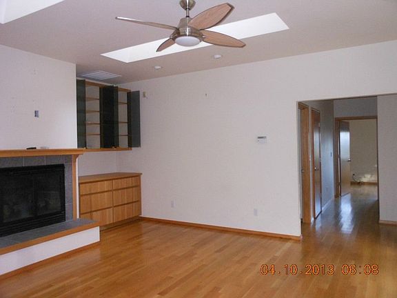 3rd image of 500 SE Totten Shores Dr