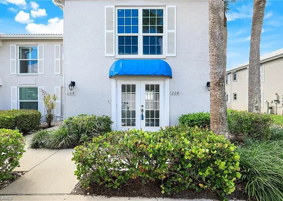834 Gulf Pavilion Dr #204