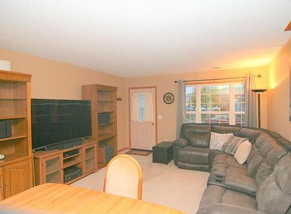 4th image of 304 Wilderness Dr