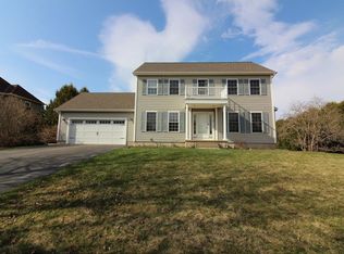 2 Whiteface St, South Burlington, VT 05403