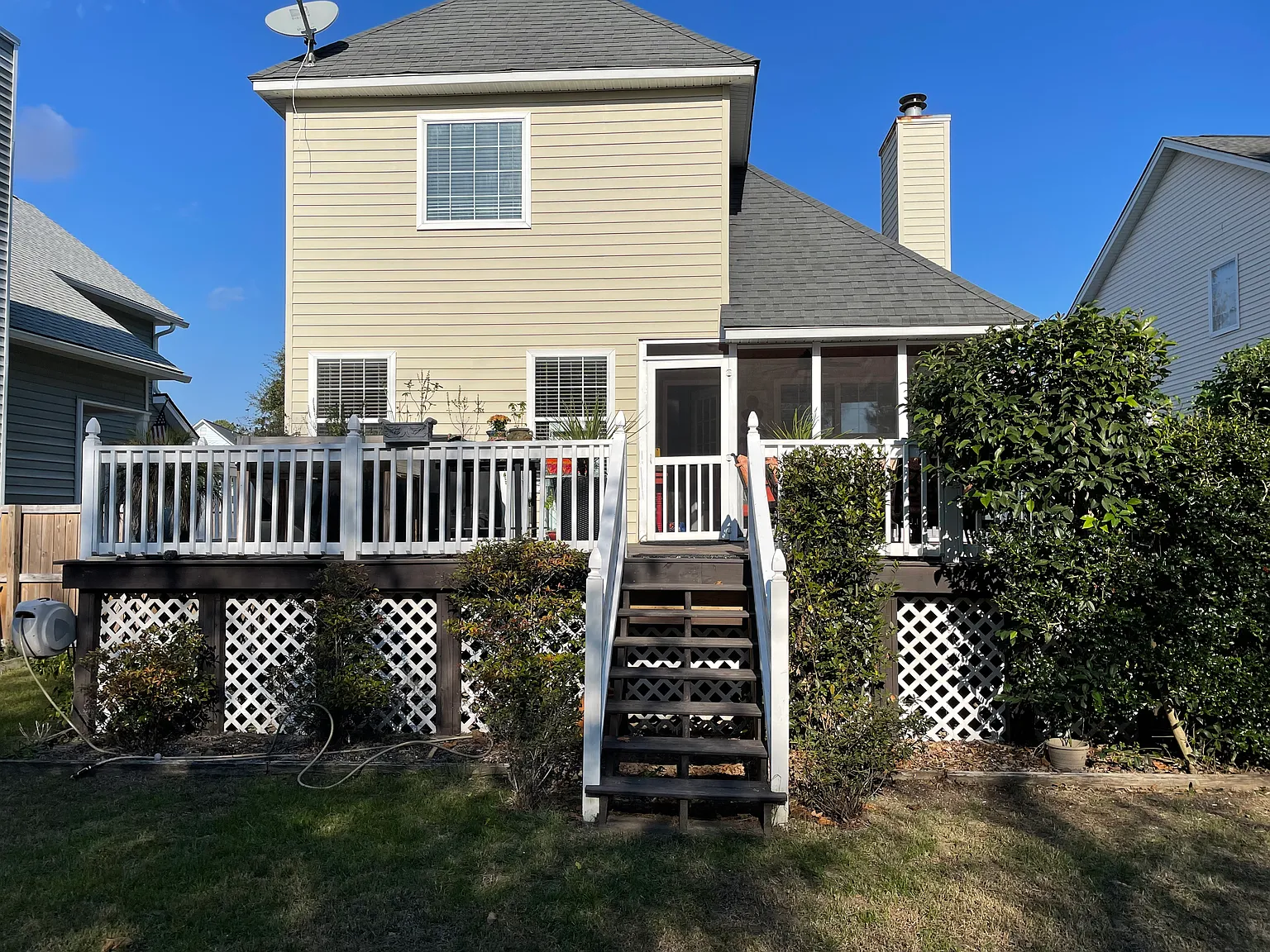 3 bed, 2.5 bath, 1700 sqft, $4,000 — Photo 2