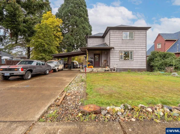 1350 SW Ellis St, Dallas, OR 97338