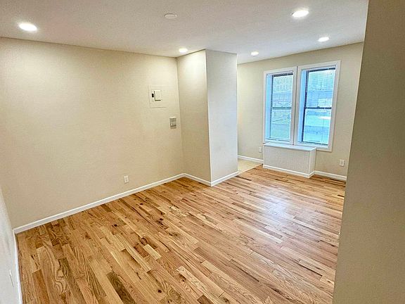 4th image of 2680 Heath Ave APT 4C