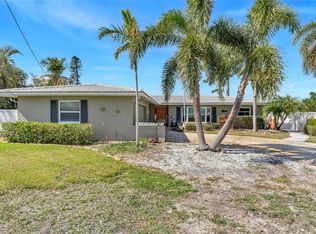 4801 Venetian Pl NE, Saint Petersburg, FL 33703