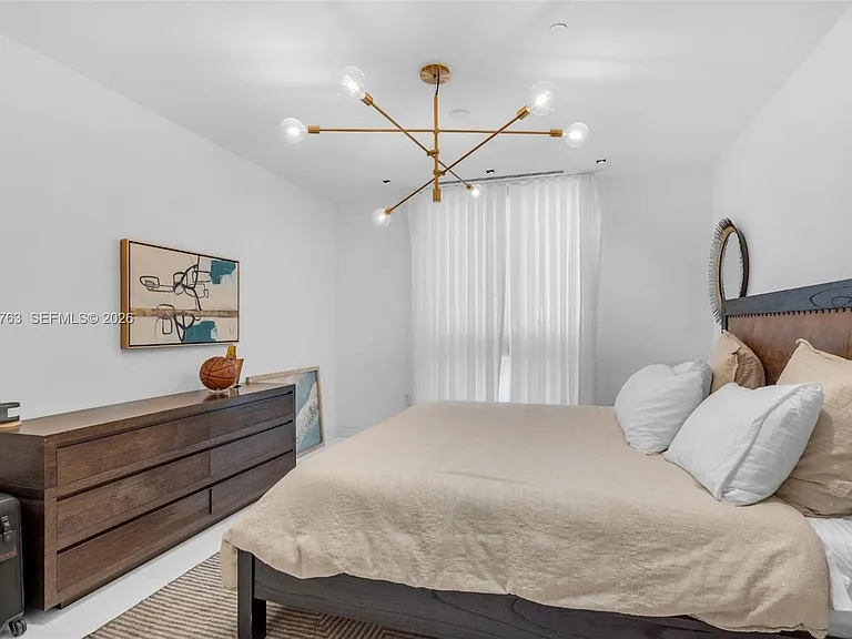 350 Meridian Ave #202 — Photo 40
