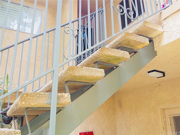 2nd image of 17123 Roscoe Blvd Unit 9