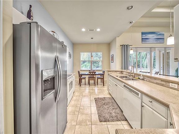 3rd image of 3407 Sandpiper Way
