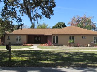 633 Bayshore Dr, Tarpon Springs, FL 34689