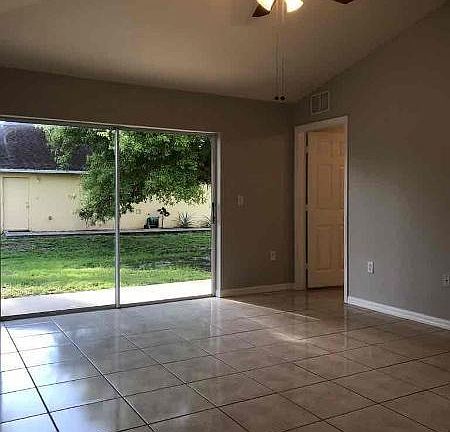 3rd image of 317 Melissa Ave