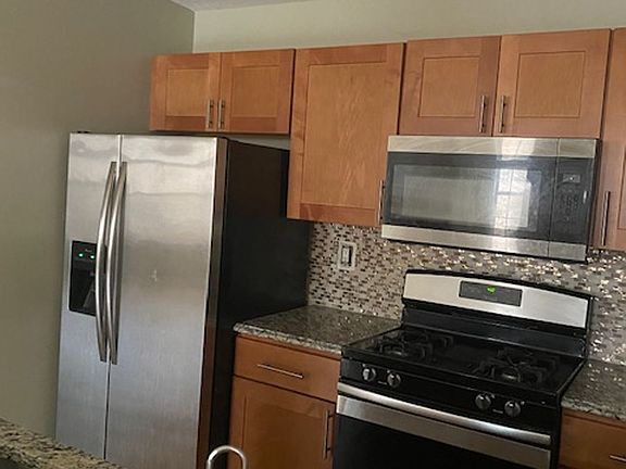 5th image of 2132 River Heights Walk SE