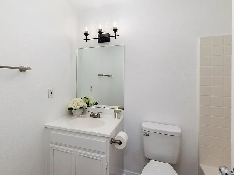 477 Calle Elegante — Photo 16