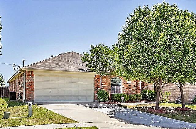 1st image of 2808 Brookcove Dr