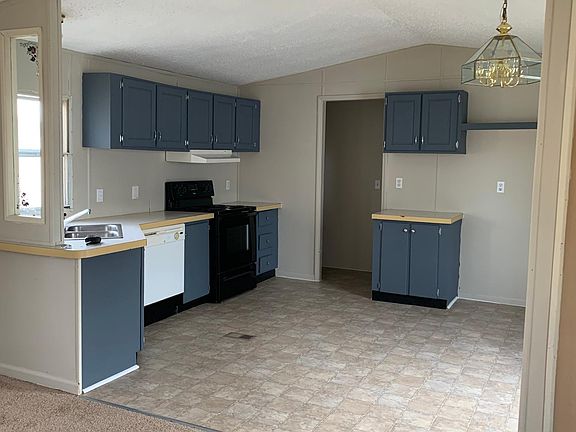 3rd image of 412 Mar Ton Estates Dr #412