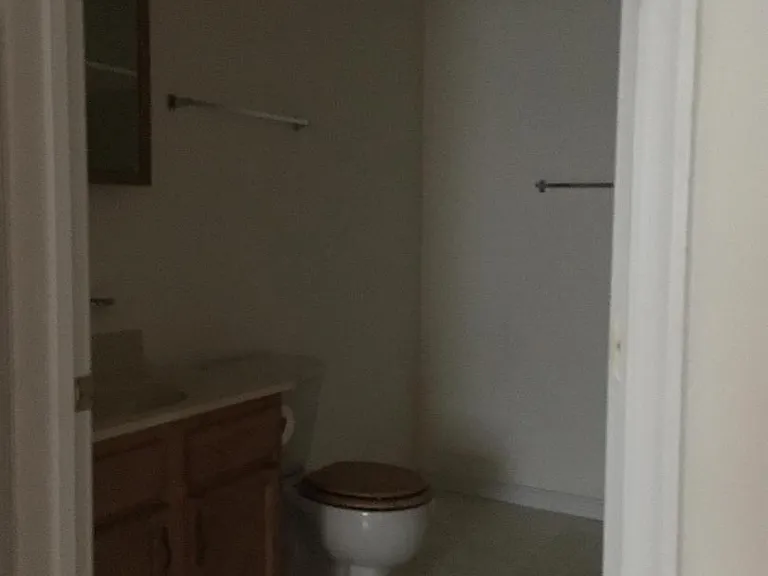 205 Hailey Ln #I8 — Photo 3
