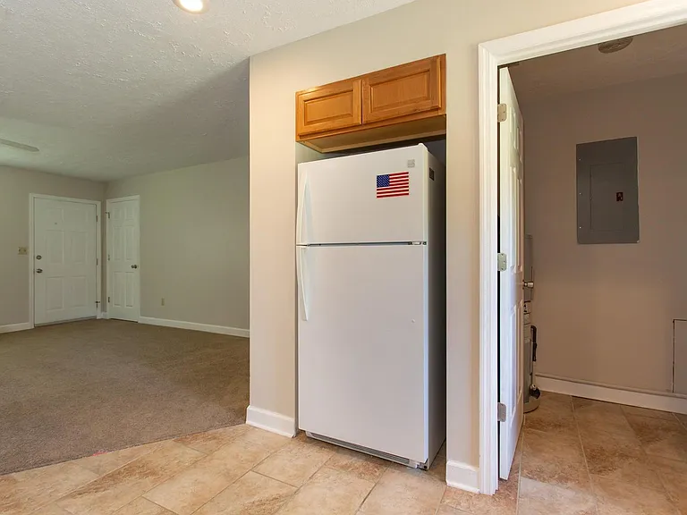5571 Tallant Rd #B — Photo 9