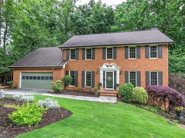 425 Bellflower Ct, Roswell, GA 30076