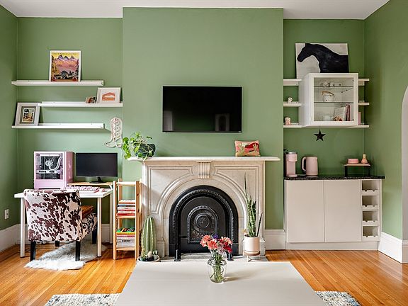 3rd image of 565 Massachusetts Ave APT 4