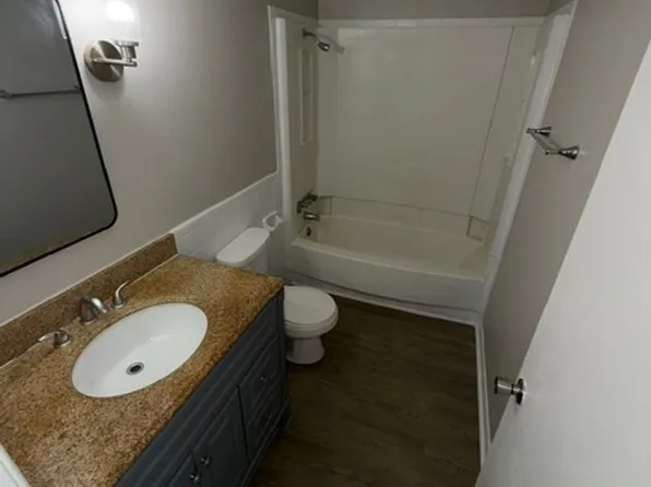 Naveen Pine Apartments