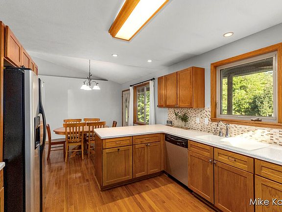 4th image of 2804 Old Dutch Rd