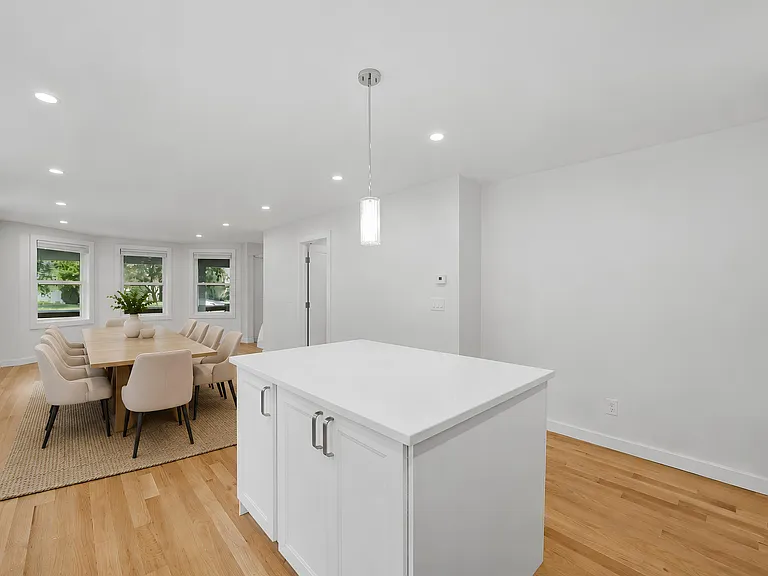 68 Gregory Blvd #1 — Photo 3