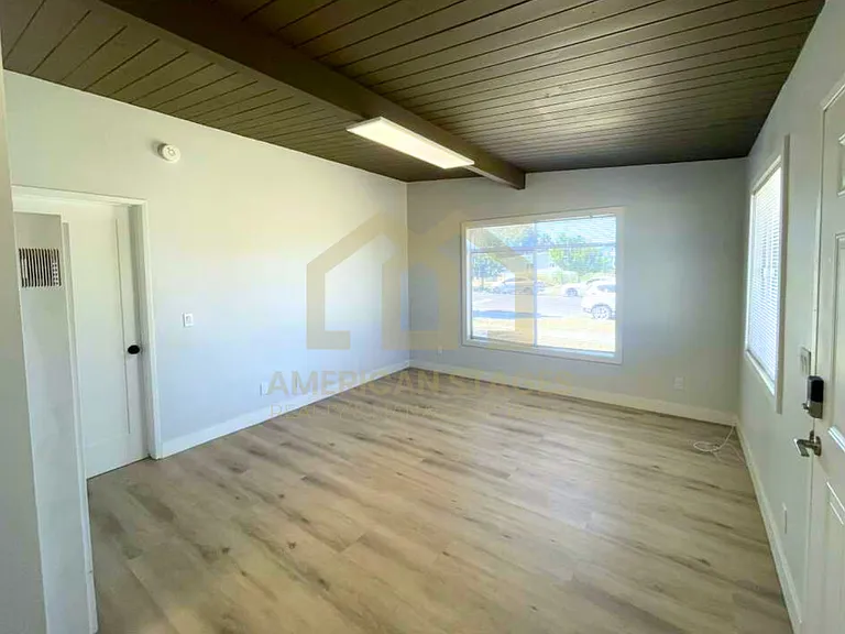 324 N L St #D — Photo 4