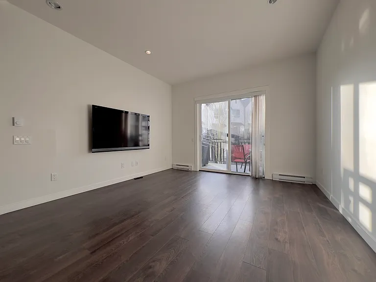 19159 Watkins Dr #15 — Photo 8