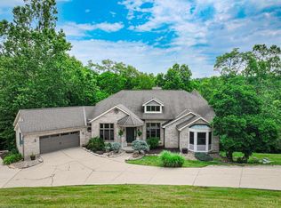 6181 Dry Ridge Rd, Cincinnati, OH 45252