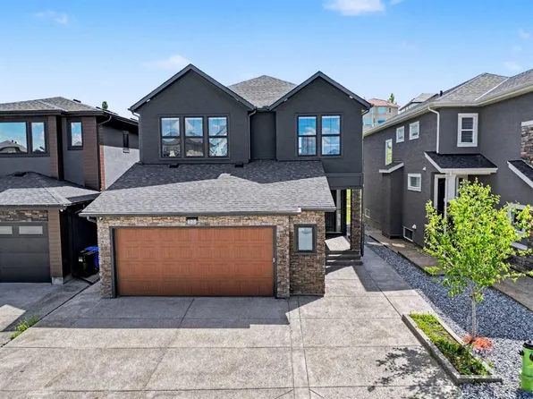 125 N Hampstead Mews NW, Calgary, AB T3A 2Z5