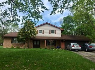 3440 Fox Dr, Bethlehem, PA 18017