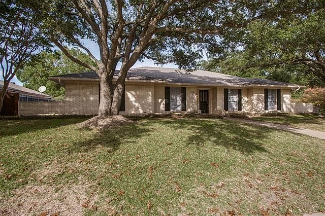1st image of 1901 Papeete Dr