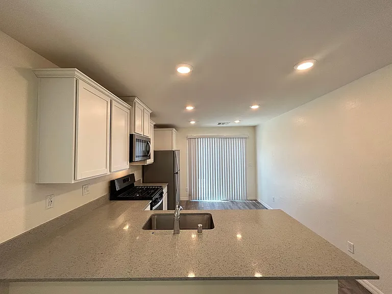 6797 Warthog Ave — Photo 6