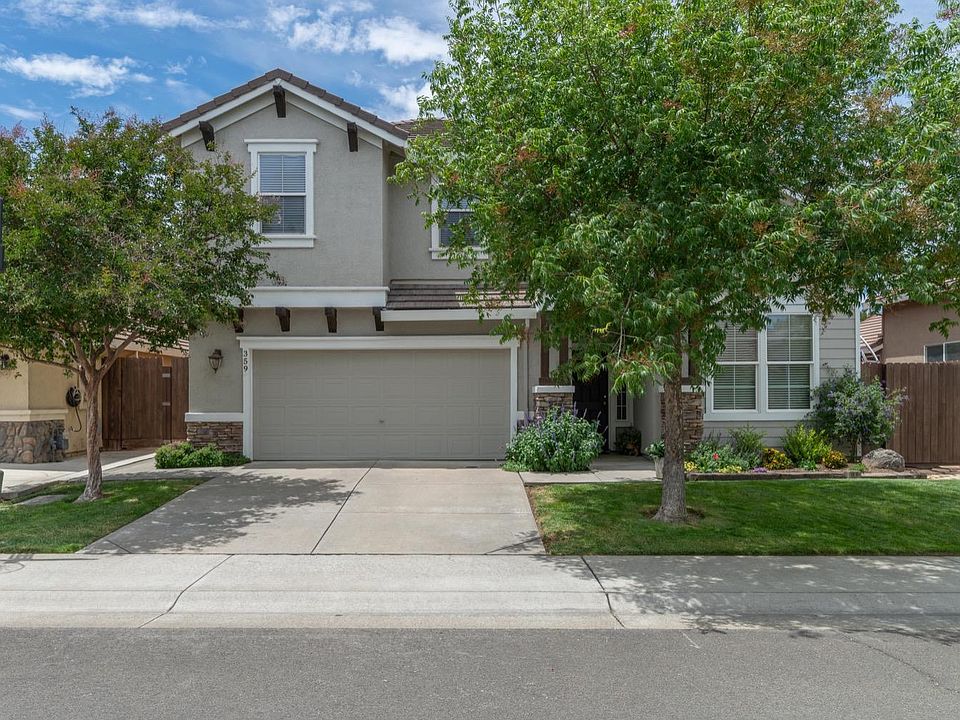 1st image of 359 Alcantar Cir