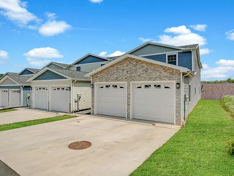 9 Gibson Ct — Photo 30