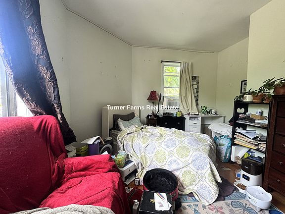 5th image of 9 Medford St #1R