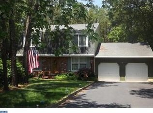 37 Little John Dr, Medford, NJ 08055