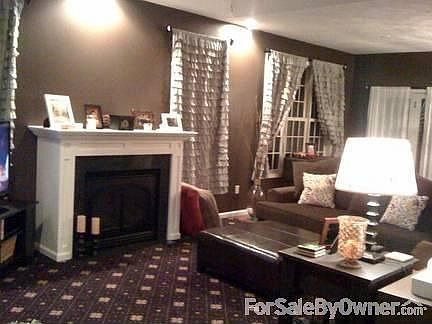 4th image of 216 Aspen Dr