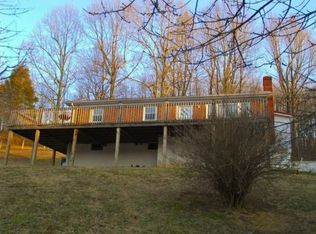 1146 Bear Springs Rd, Pearisburg, VA 24134