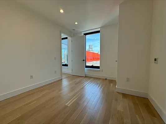 Rented by Dalan Rentals | media 29