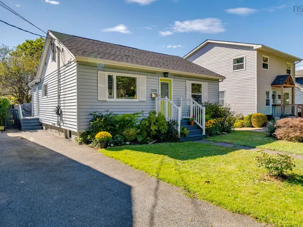 3208 Glendale Rd, Halifax, NS B3L 3S3