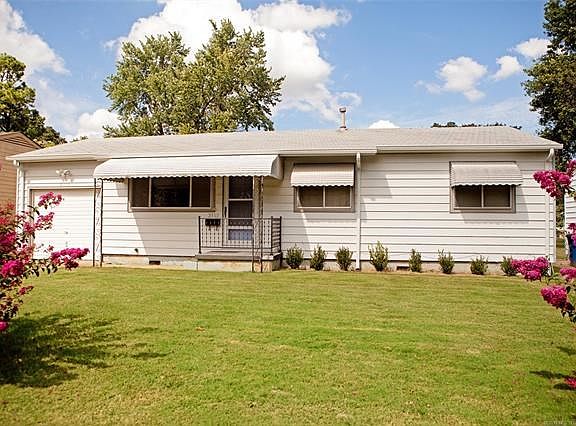 If the Crepe Myrtles could talk!