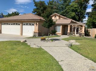 3730 Southpass Dr, Bakersfield, CA 93312