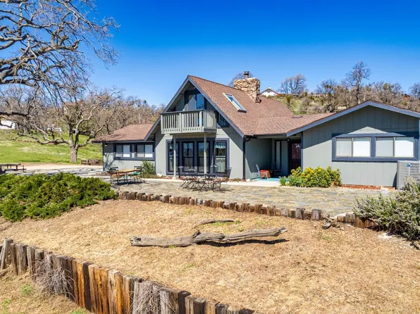 29560 Horsethief Dr, Tehachapi, CA 93561